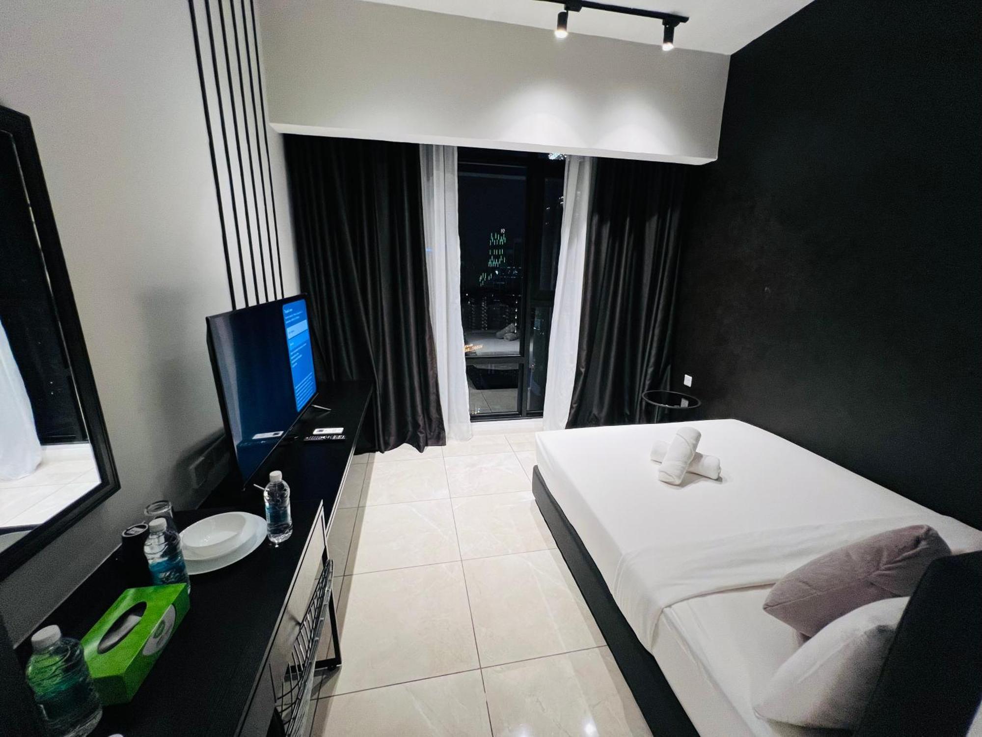 Axon Suites Pavilion By Victory House Kuala Lumpur Extérieur photo