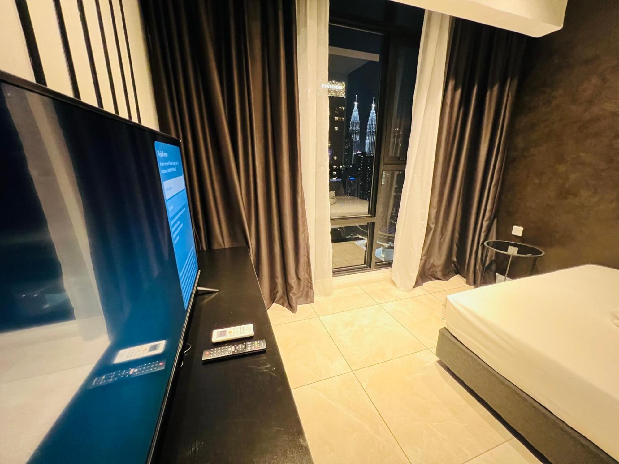 Axon Suites Pavilion By Victory House Kuala Lumpur Extérieur photo